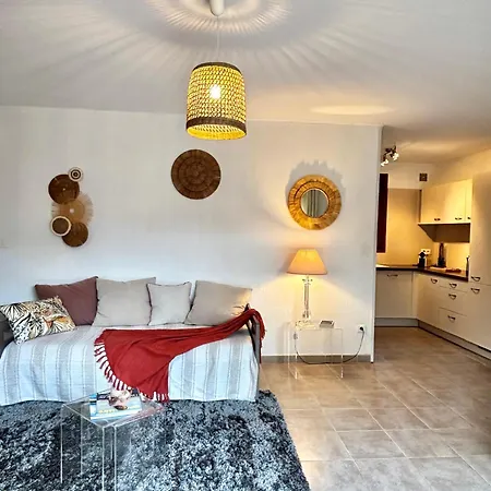 Les Maisons De Benedettu Holiday home *